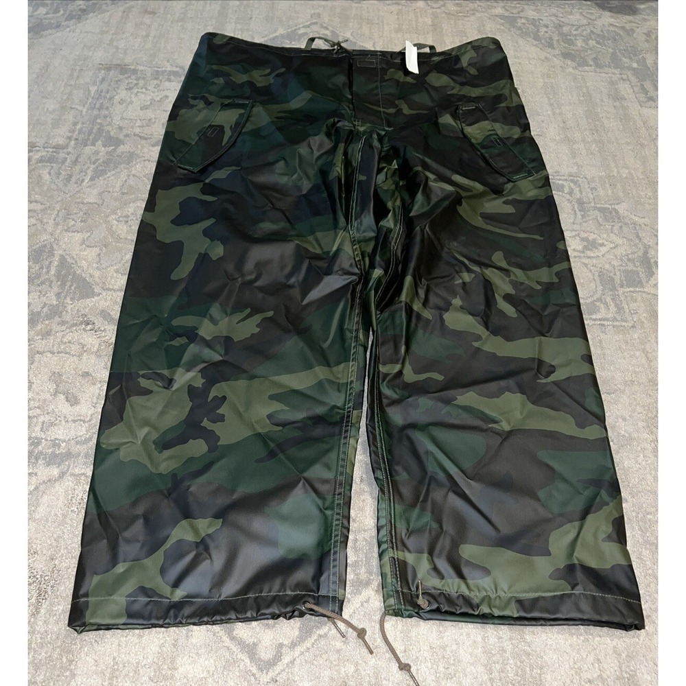 Men's Camouflage Cargo Pants - Green Camo